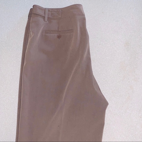 Larry Levine Stretch Capris - Picture 4 of 4
